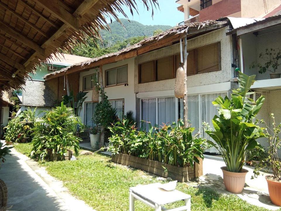 Garden Loft 90Sqm In The Heart Of El Nido- 2 Bedrooms Zewnętrze zdjęcie